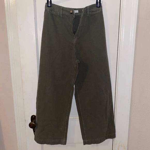 Cropped Flared Mom Jeans - Picture 1 of 3